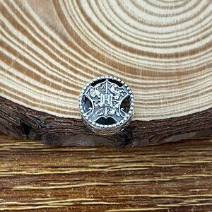 Pandora Harry Potter Hogwarts School of Witchcraft Charm